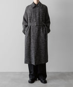 画像をギャラリービューアに読み込む, INTÉRIM(インテリム)のMELANGE DONEGAL HERRINGBONE HYPER BIG BELTED OVER COATのBLACKの公式通販サイトsession福岡セレクトショップ
