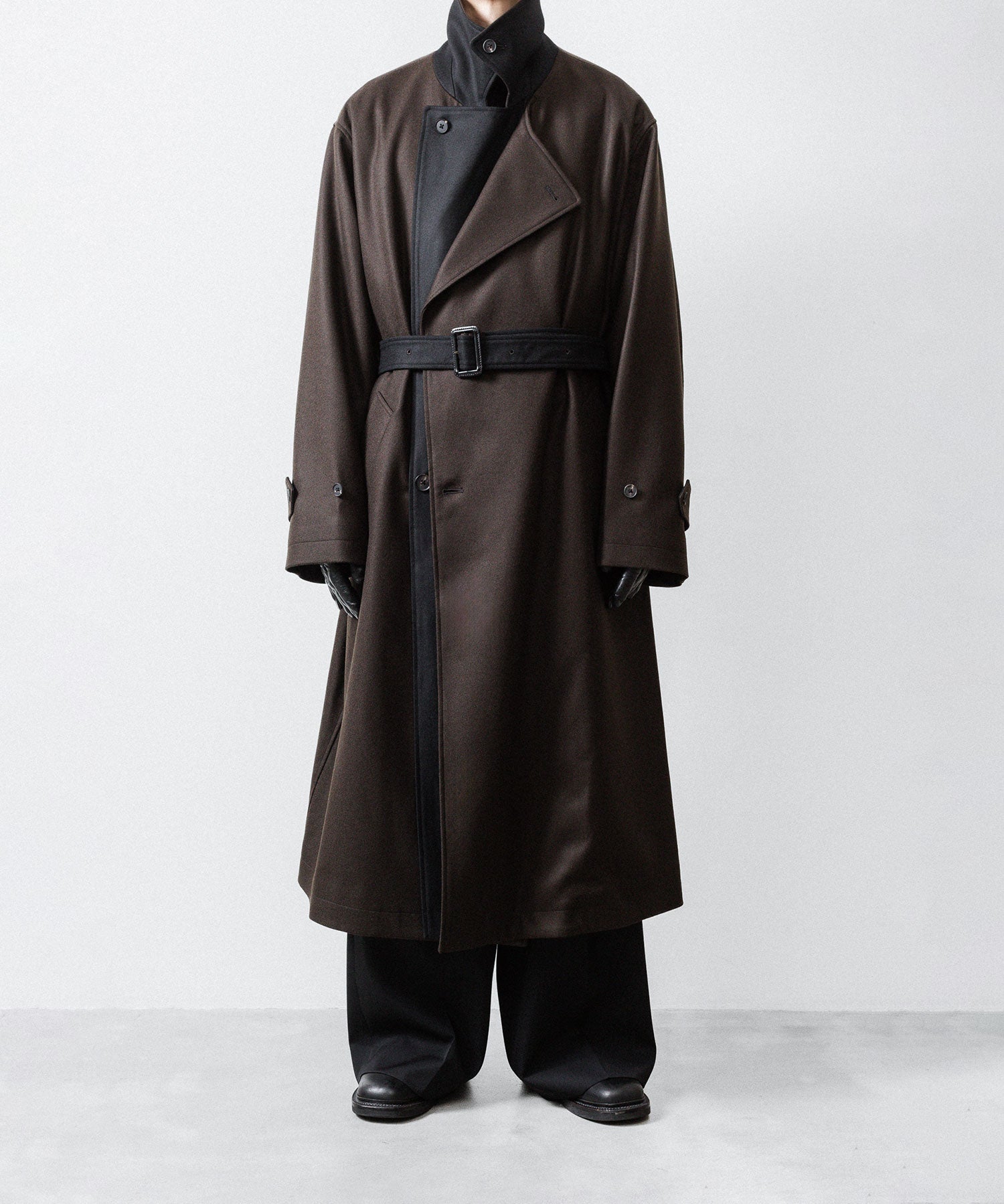 【ssstein】DOUBLE LAPELED DOUBLE BREASTED COAT - GREY BROWN