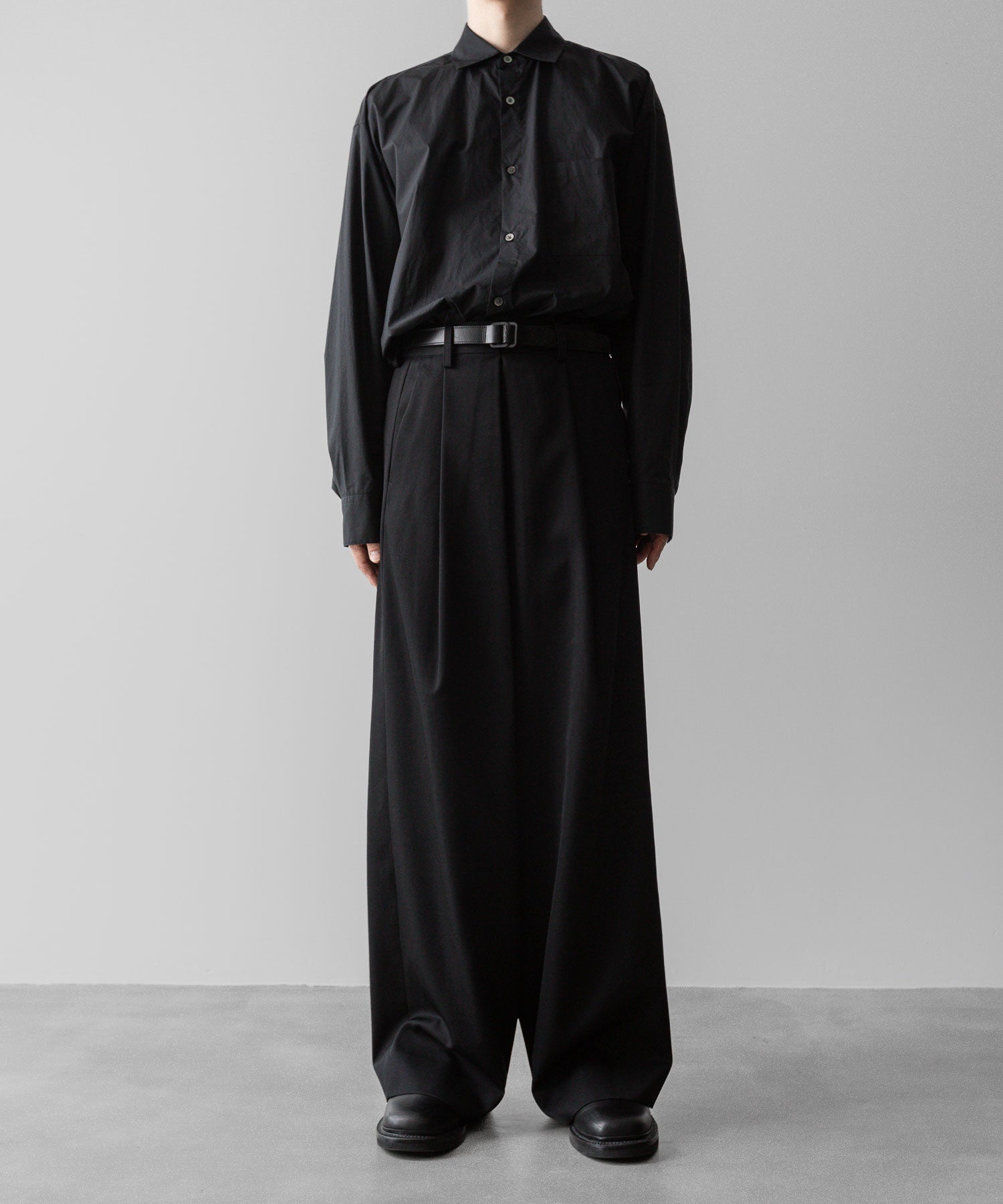 ssstein(シュタイン)の24AWコレクション OVERTUCKED EXTRA WIDE TROUSERS - BLACK 公式通販サイトsession福岡セレクトショップ