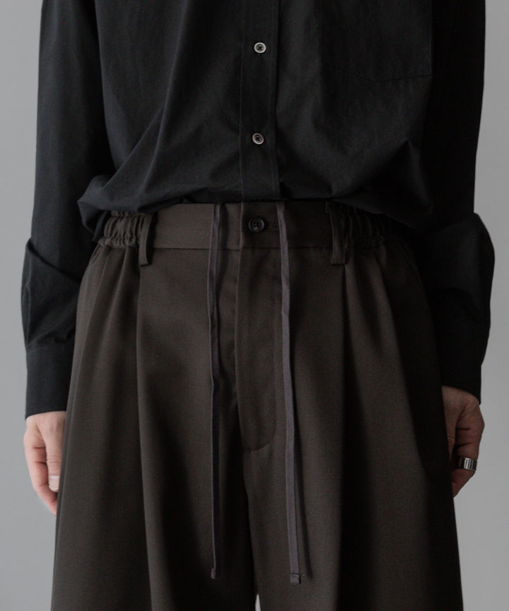 ssstein stein(シュタイン)の24SSコレクションWIDE EASY SHORT TROUSERSのMILITARY KHAKI 公式通販サイトsession福岡セレクトショップ