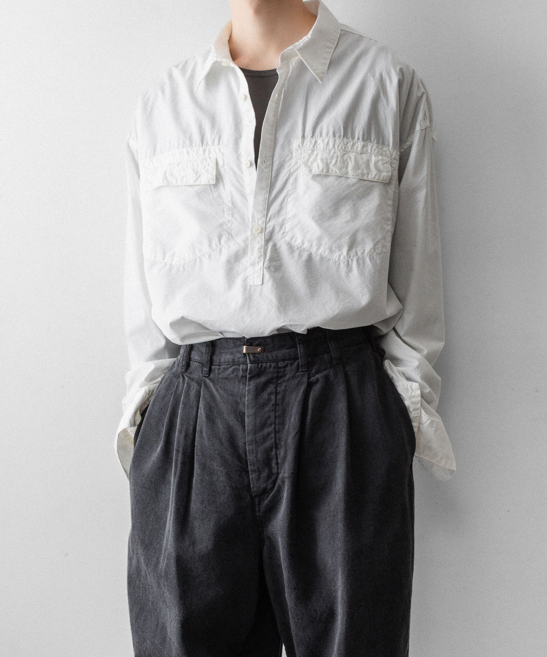 The Viridi-anneザ ヴィリディアンのCO/LY TYPEWRITER PO SHIRTのWHITE 公式通販サイトsession福岡セレクトショップ