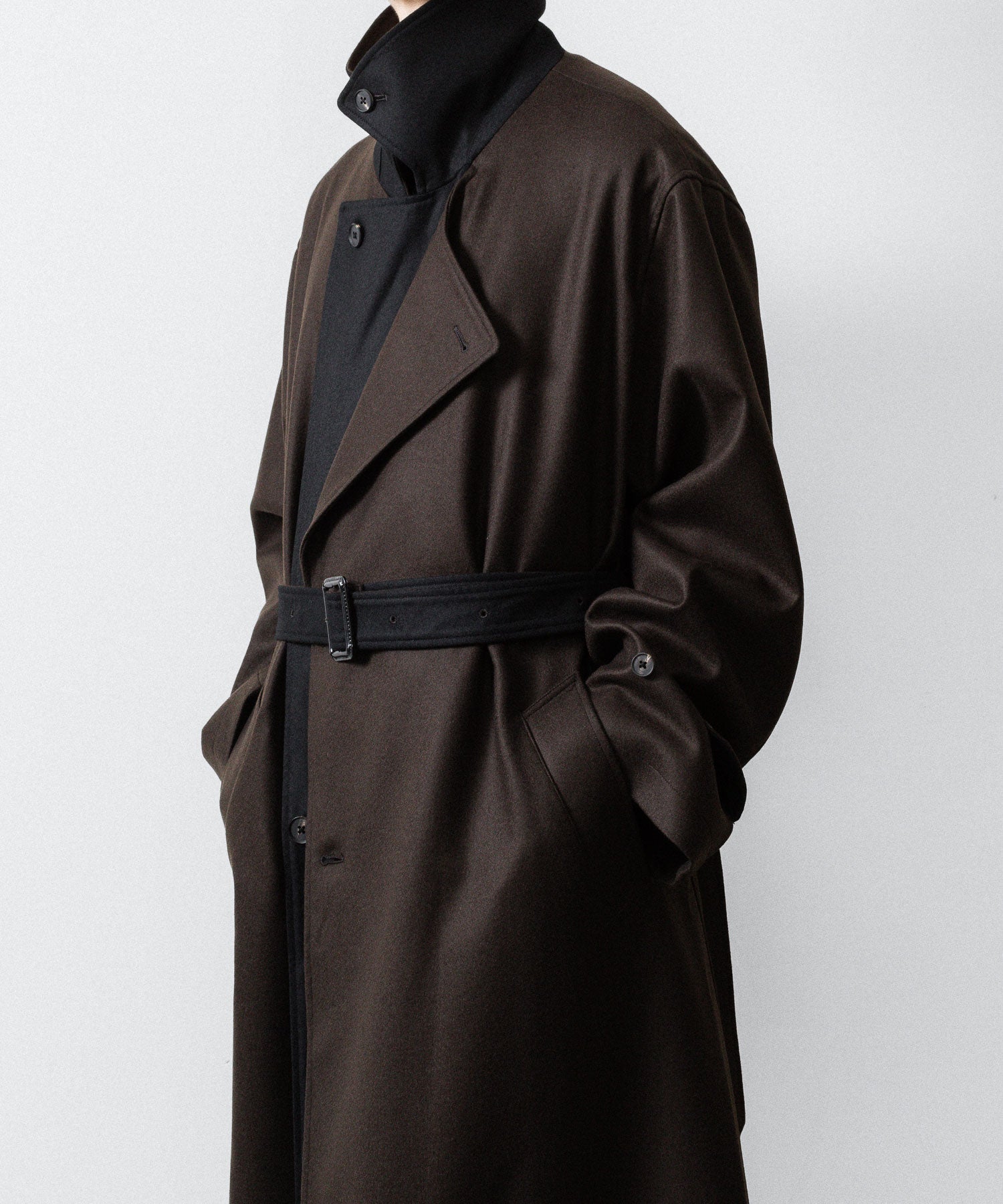 【ssstein】DOUBLE LAPELED DOUBLE BREASTED COAT - GREY BROWN