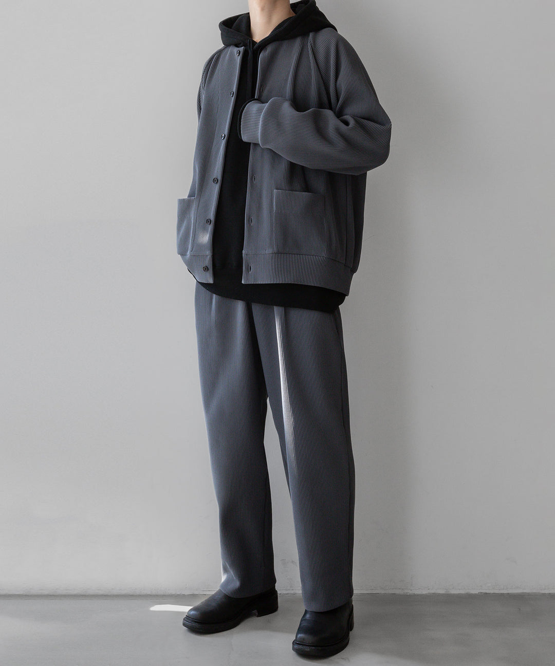 【stein】GRADATION PLEATS CARDIGAN - N.GREY シュタイン 23ss sessionセッション福岡セレクトショップ 公式通販サイト