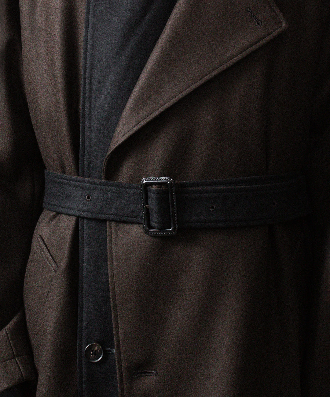 【ssstein】DOUBLE LAPELED DOUBLE BREASTED COAT - GREY BROWN