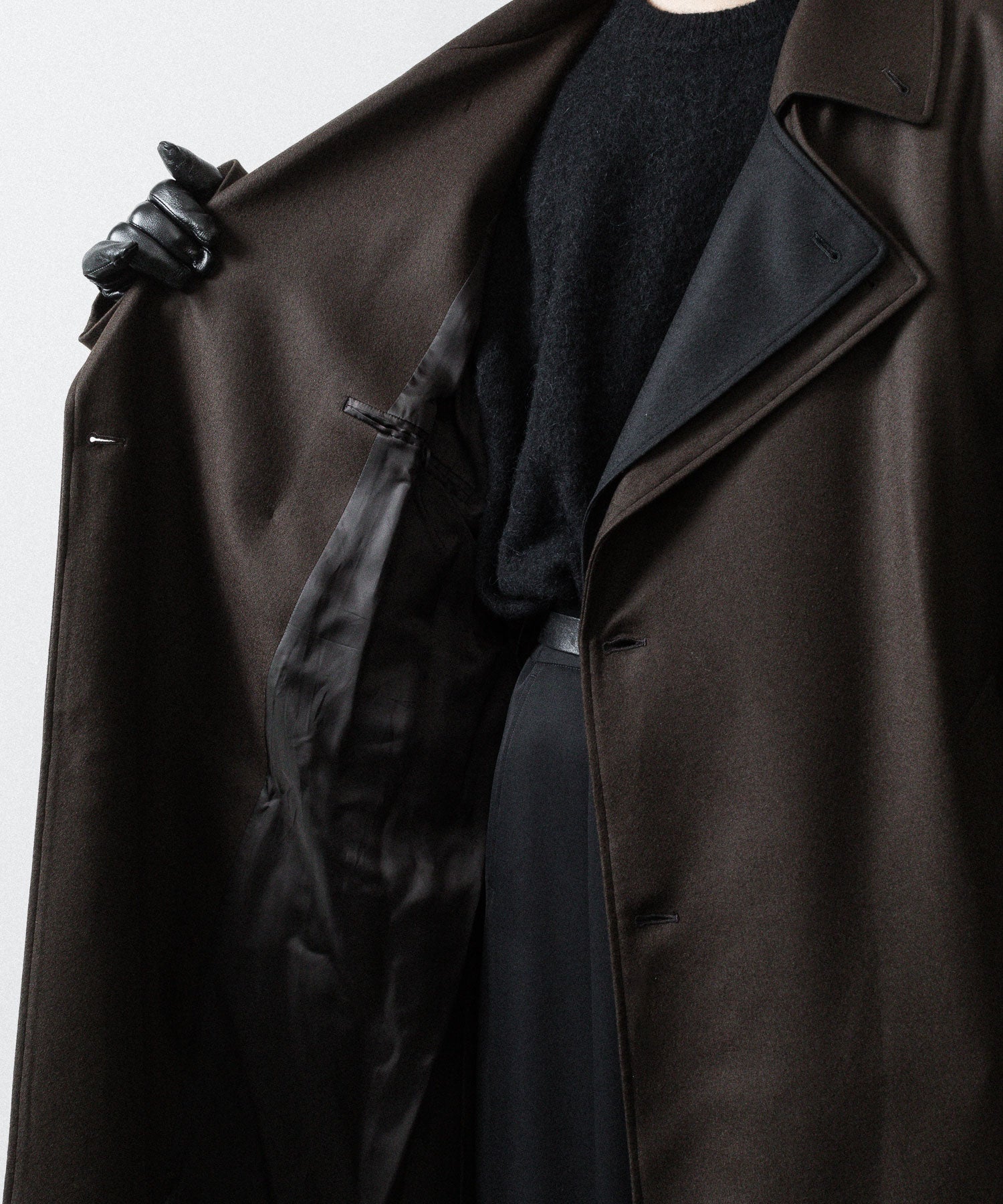 【ssstein】DOUBLE LAPELED DOUBLE BREASTED COAT - GREY BROWN