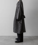 画像をギャラリービューアに読み込む, INTÉRIM(インテリム)のMELANGE DONEGAL HERRINGBONE HYPER BIG BELTED OVER COATのBLACKの公式通販サイトsession福岡セレクトショップ
