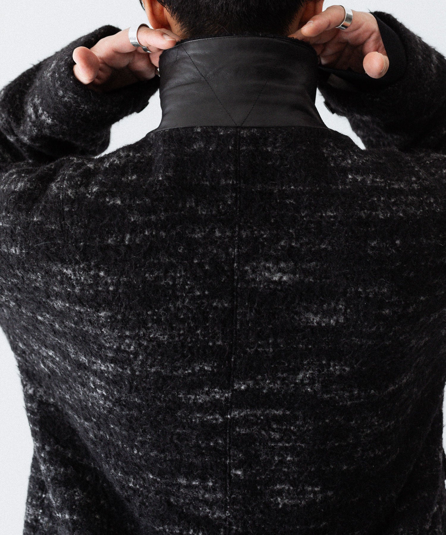 【INTÉRIM】DOUBLE FACE HAIRY BABY LAMA WOOL SPORTS JACKET - RAW BLACK