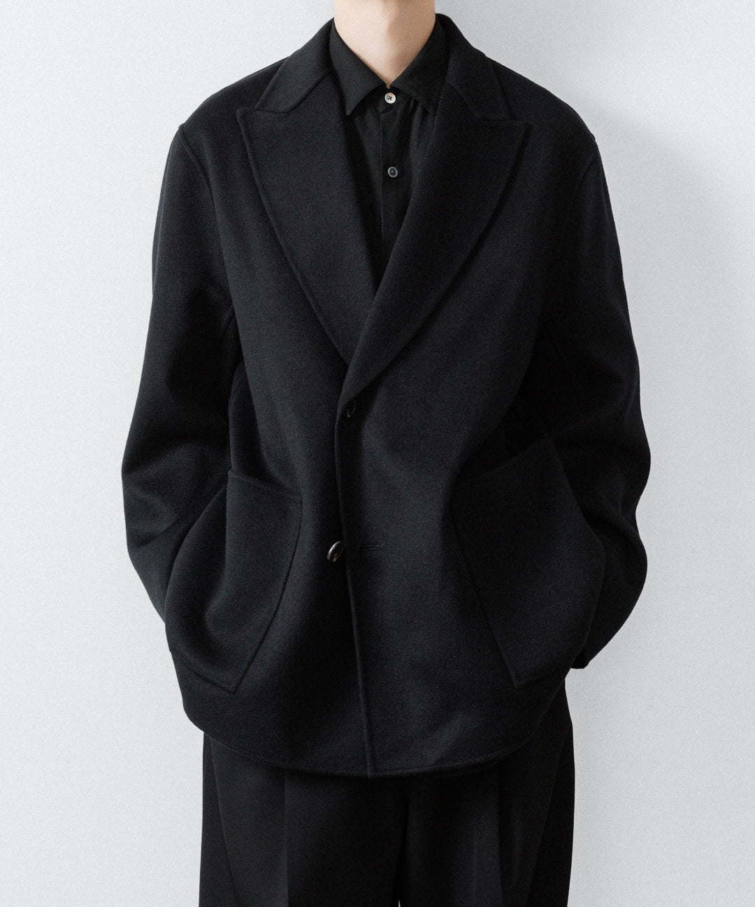 ssstein(シュタイン)のWOOL/CASHMERE REVERSIBLE PEAK LAPEL JACKET - BLACK × BLACKの公式通販サイトsession福岡セレクトショップ