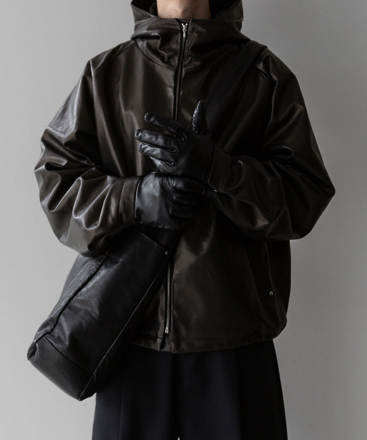 stein(シュタイン)の24SSコレクションLEATHER HOODED SHORT JACKETのBLACK