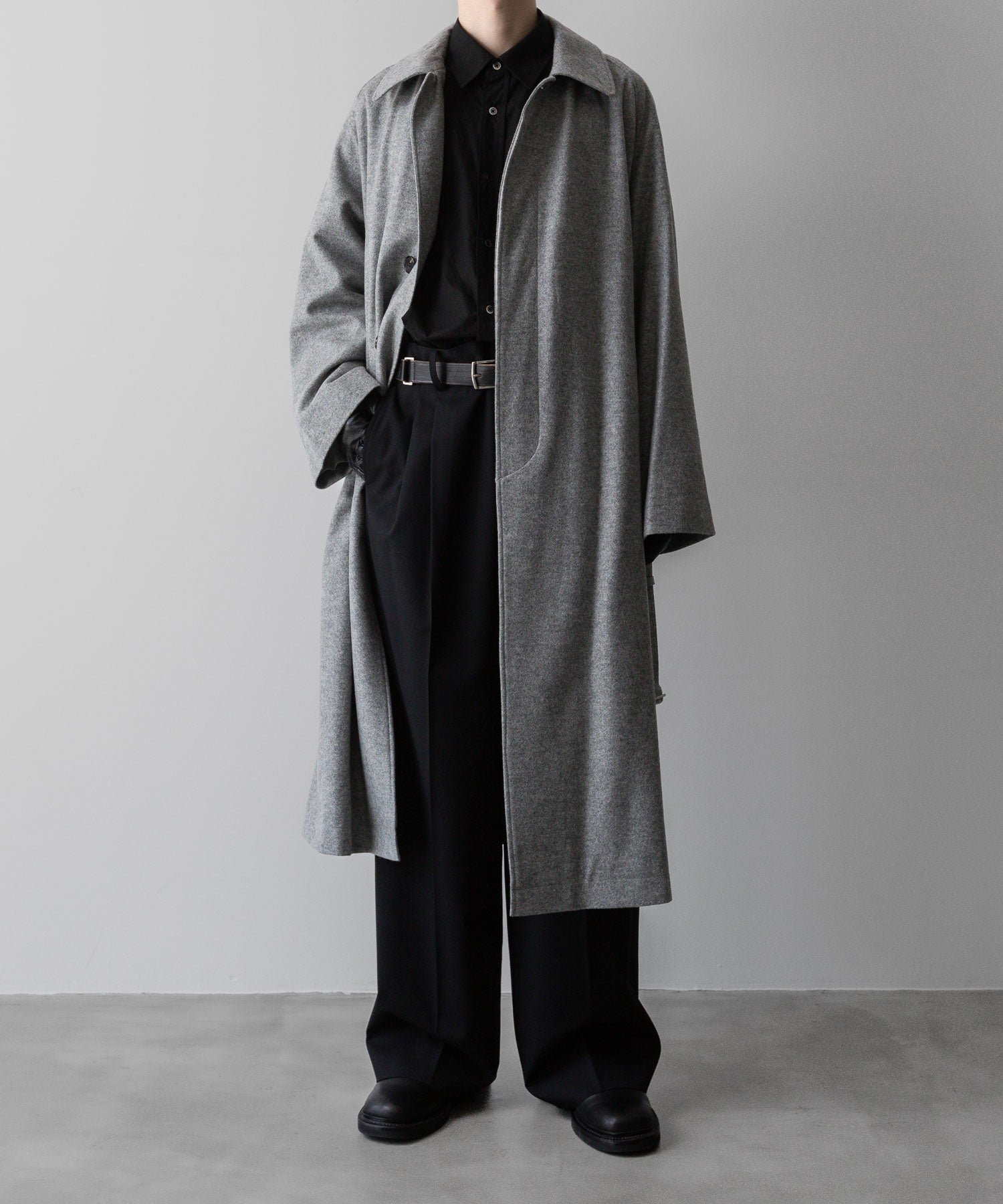 INTÉRIM(インテリム)のCASHMERE DRAP HYPER BIG BELTED OVER COATのGRAYの公式通販サイトsession福岡セレクトショップ