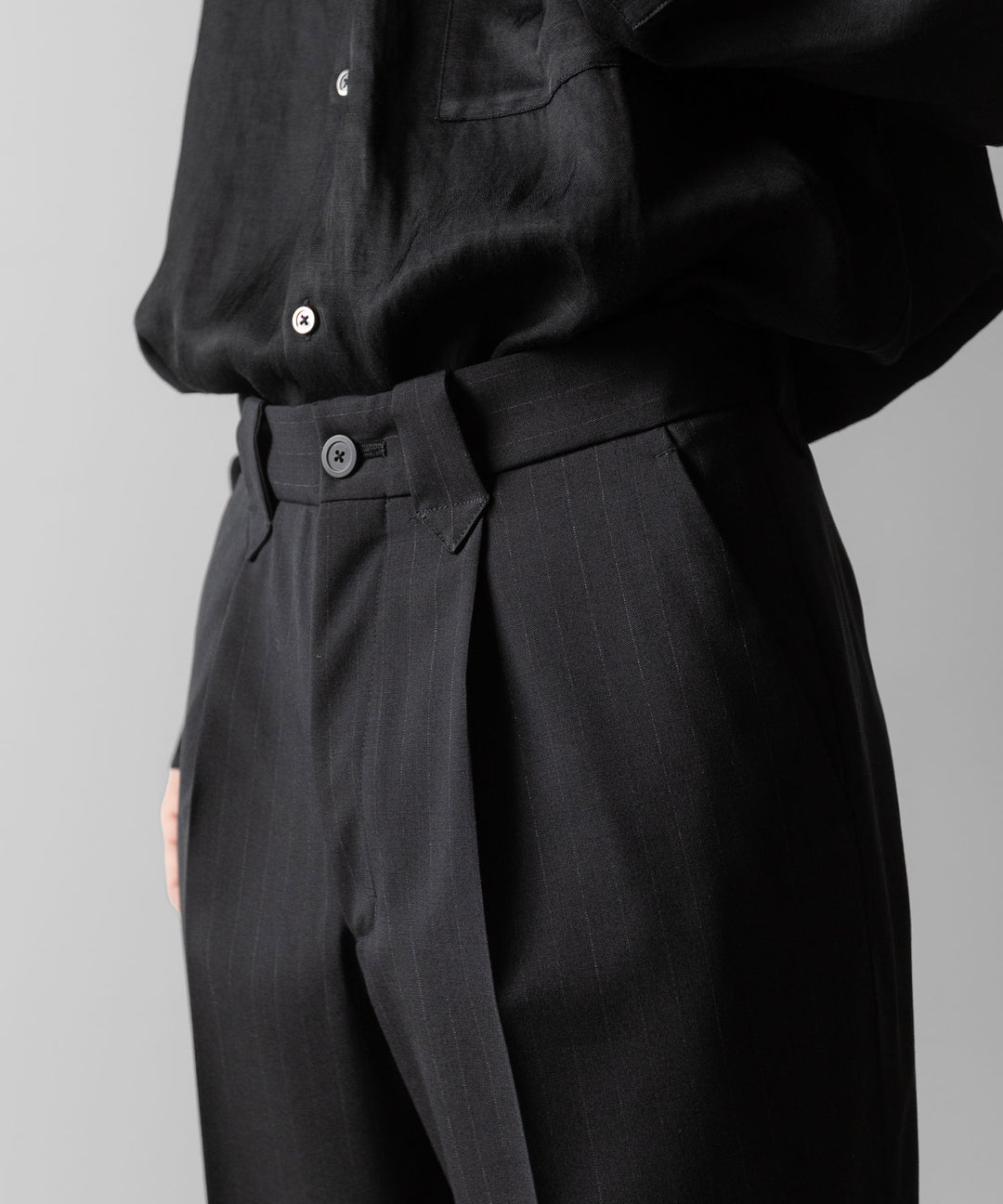 【ANTHEM A】WOOL STRIPE TRO FOIL WESTERN SLACKS - BLACK