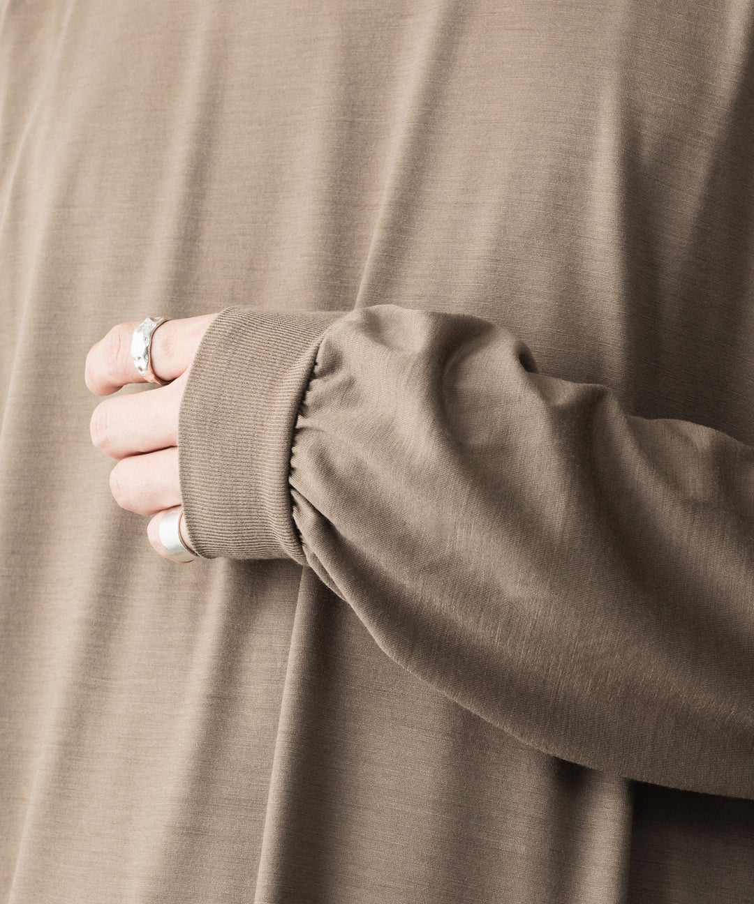 ssstein(シュタイン)のFINE WOOL OVERSIZED LONG SLEEVE TEE - KHAKIの公式通販サイトsession福岡セレクトショップ