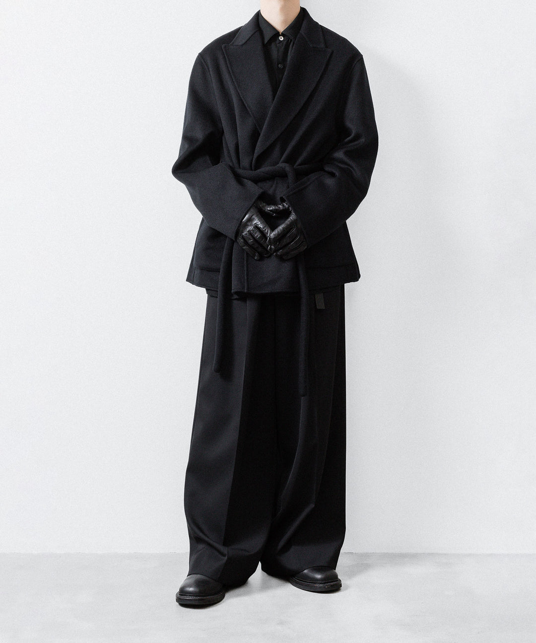ssstein(シュタイン)のWOOL/CASHMERE REVERSIBLE PEAK LAPEL JACKET - BLACK × BLACKの公式通販サイトsession福岡セレクトショップ