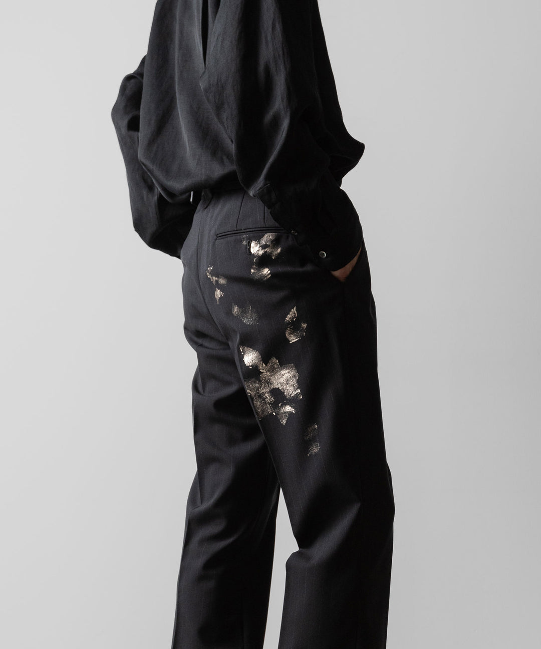 【ANTHEM A】WOOL STRIPE TRO FOIL WESTERN SLACKS - BLACK