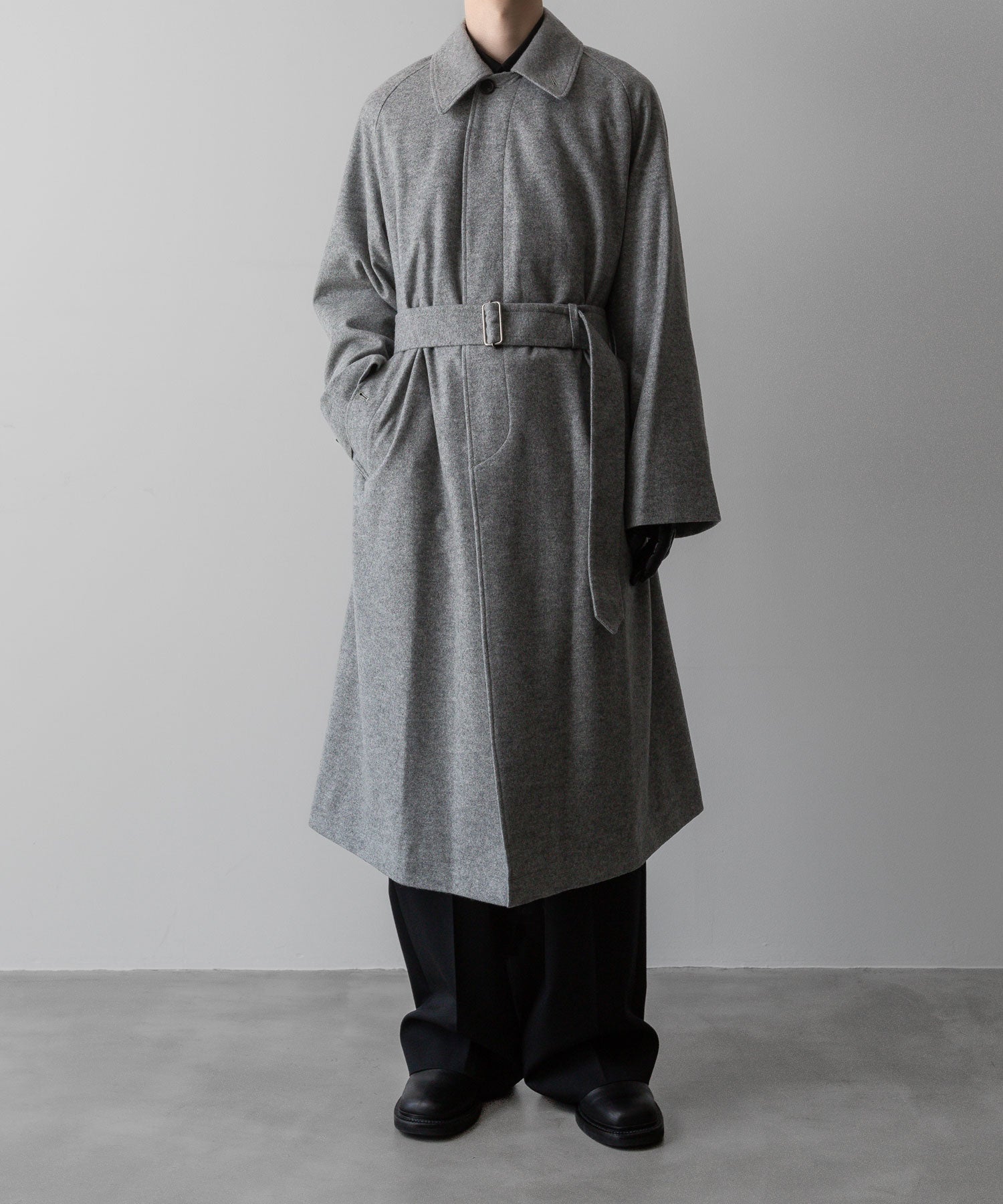 INTÉRIM(インテリム)のCASHMERE DRAP HYPER BIG BELTED OVER COATのGRAYの公式通販サイトsession福岡セレクトショップ