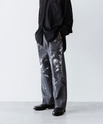 画像をギャラリービューアに読み込む, INTÉRIM - インテリムのMILK PAINT USED BLACK DENIM 2-TUCK STRAIGHT SLACKS - PU.BLACK公式通販サイトsession福岡セレクトショップ
