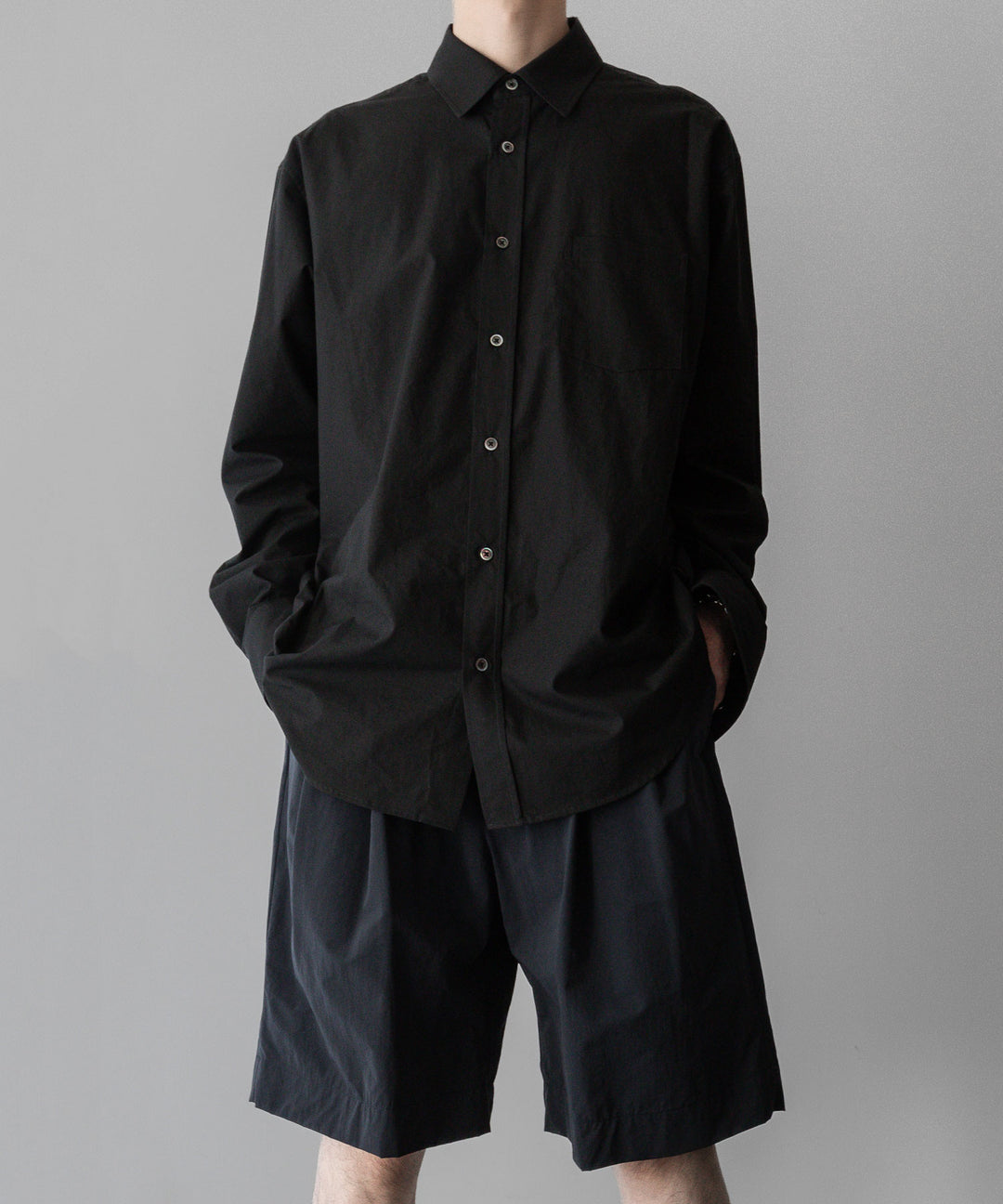 ssstein stein(シュタイン)の24SSコレクションWINDPROOF NYLON WIDE EASY SHORT TROUSERSのBLACK 公式通販サイトsession福岡セレクトショップ