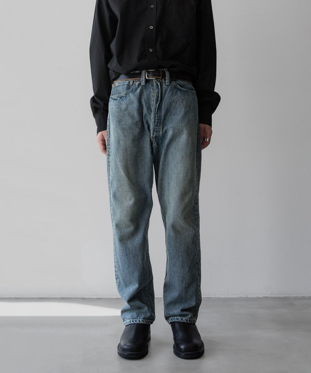 INTÉRIM - インテリムのVINTAGE WASHED "1937XX" SHUTTLE DENIM TROUSERSのSHABBYの公式通販サイトsession福岡セレクトショップ