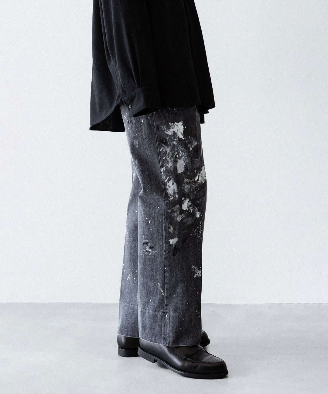 INTÉRIM - インテリムのMILK PAINT USED BLACK DENIM 2-TUCK STRAIGHT SLACKS - PU.BLACK公式通販サイトsession福岡セレクトショップ