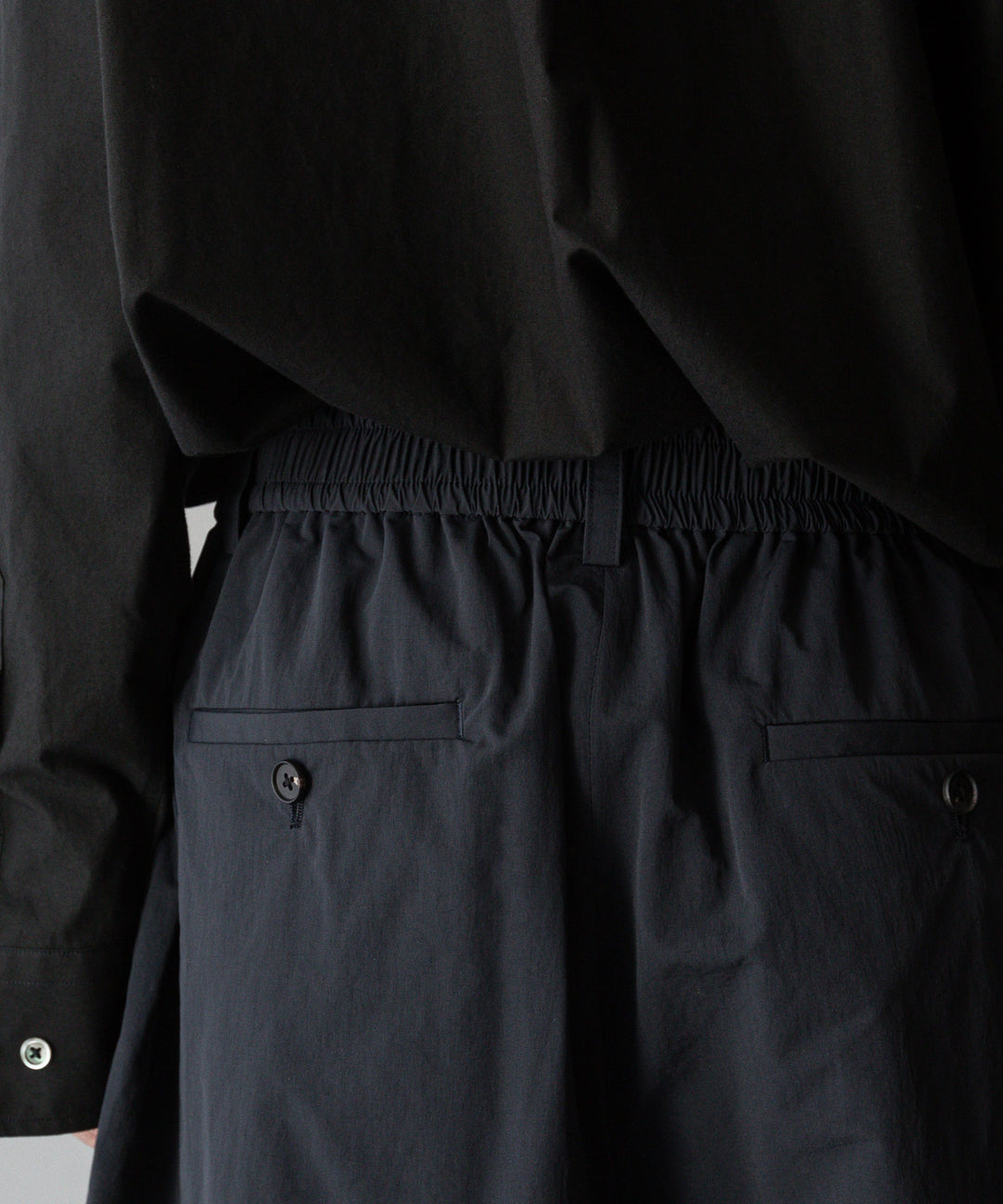 ssstein stein(シュタイン)の24SSコレクションWINDPROOF NYLON WIDE EASY SHORT TROUSERSのBLACK 公式通販サイトsession福岡セレクトショップ