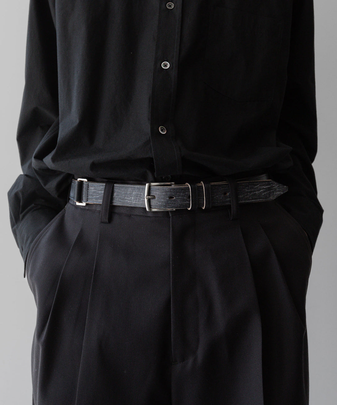 INTÉRIM - インテリムの30mm OAK BARK LEATHER DOUBLE SQUARE BELTのBLACK公式通販サイトsession福岡セレクトショップ