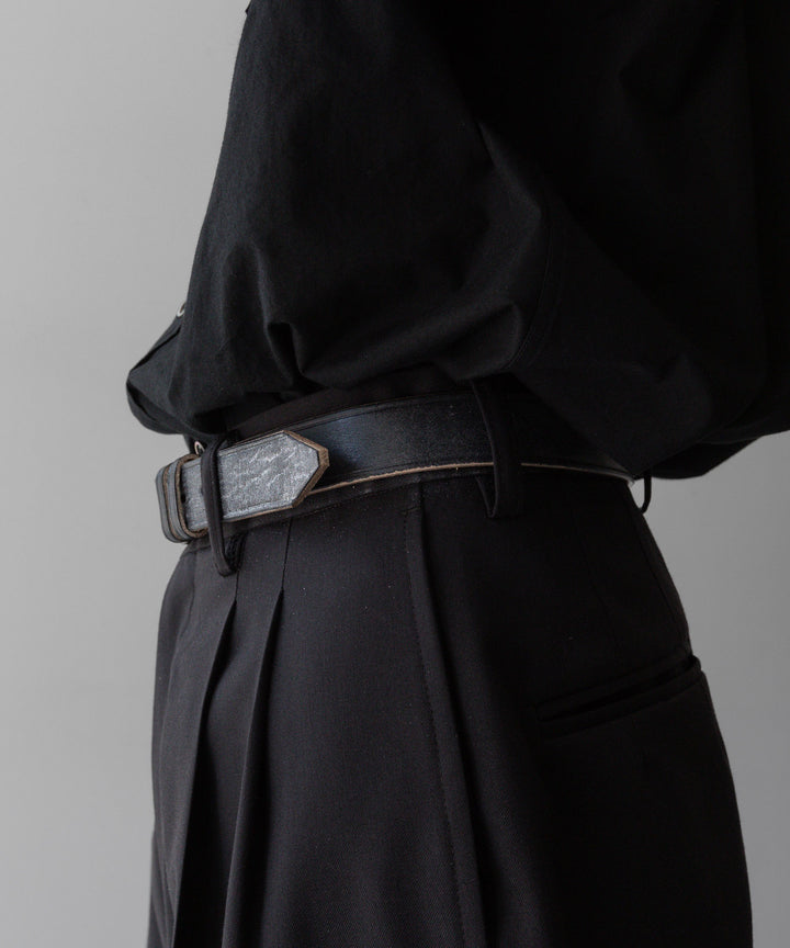 INTÉRIM - インテリムの30mm OAK BARK LEATHER DOUBLE SQUARE BELTのBLACK