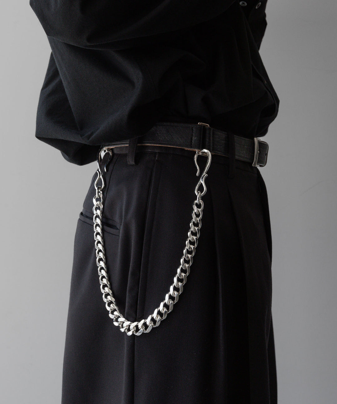 INTÉRIM - インテリムの30mm OAK BARK LEATHER DOUBLE SQUARE BELTのBLACK