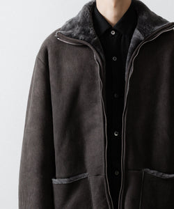 ssstein / シュタイン】CUT-OFF MOUTON JACKET - GREY KHAKI | 公式