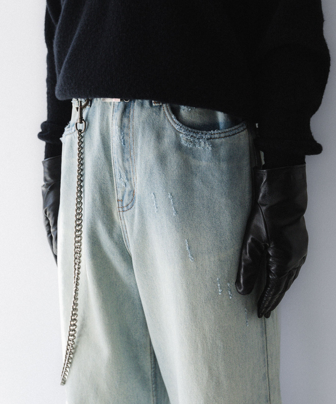 【CODA】LIGHT INDIGO WASHED DISTRESSED BREAK CUT WIDE STRAIGHT JEANS - LIGHT INDIGO WASHED