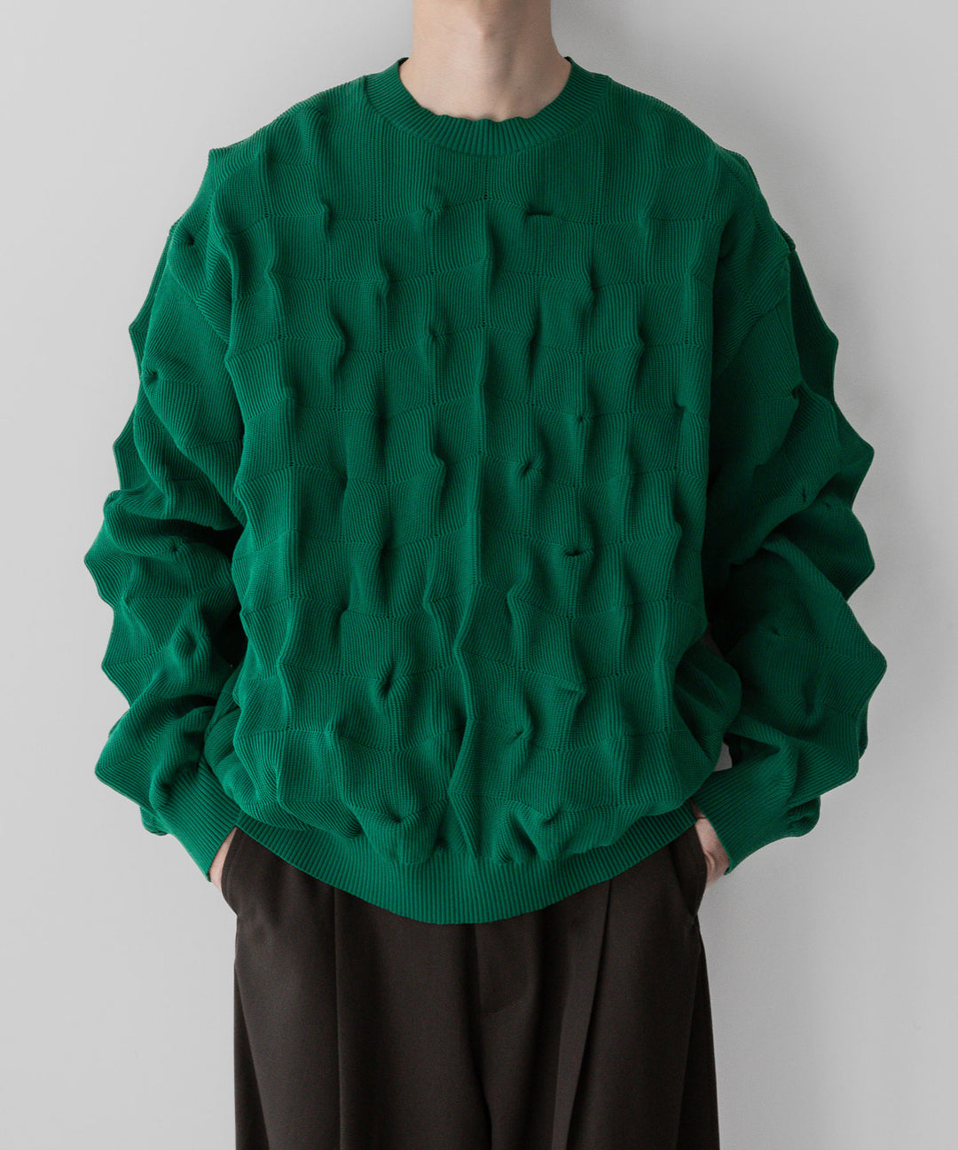 stein(シュタイン)の23AWコレクションBUMPY PATTERNED KNIT LSのGREEN