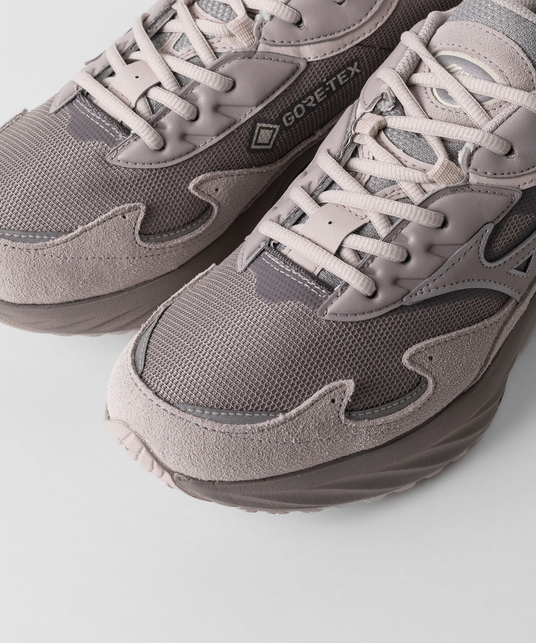 【MIZUNO】WAVE RIDER β GTX - GREY×GREY×LIGHT GREY