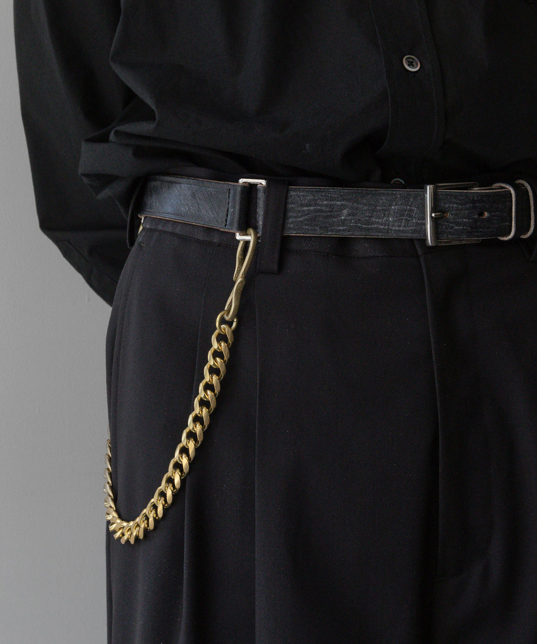 INTÉRIM - インテリムの30mm OAK BARK LEATHER DOUBLE SQUARE BELTのBLACK