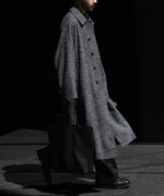 画像をギャラリービューアに読み込む, INTÉRIM(インテリム)のMELANGE DONEGAL HERRINGBONE HYPER BIG BELTED OVER COATのBLACKの公式通販サイトsession福岡セレクトショップ
