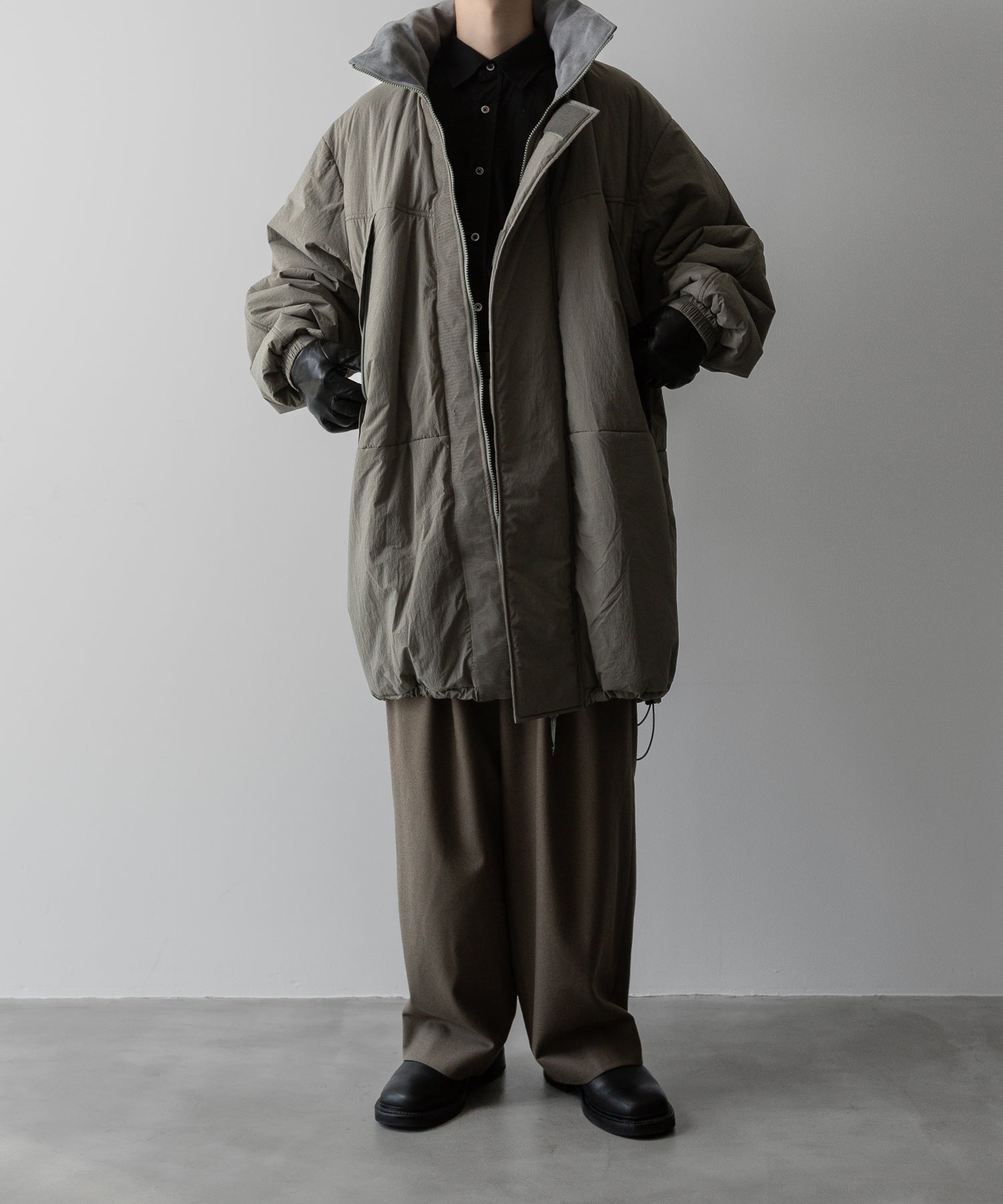 ssstein(シュタイン)の24AWコレクション EASY WIDE TROUSERS (2/72梳毛フラノ) - DARK BEIGE 公式通販サイトsession福岡セレクトショップ