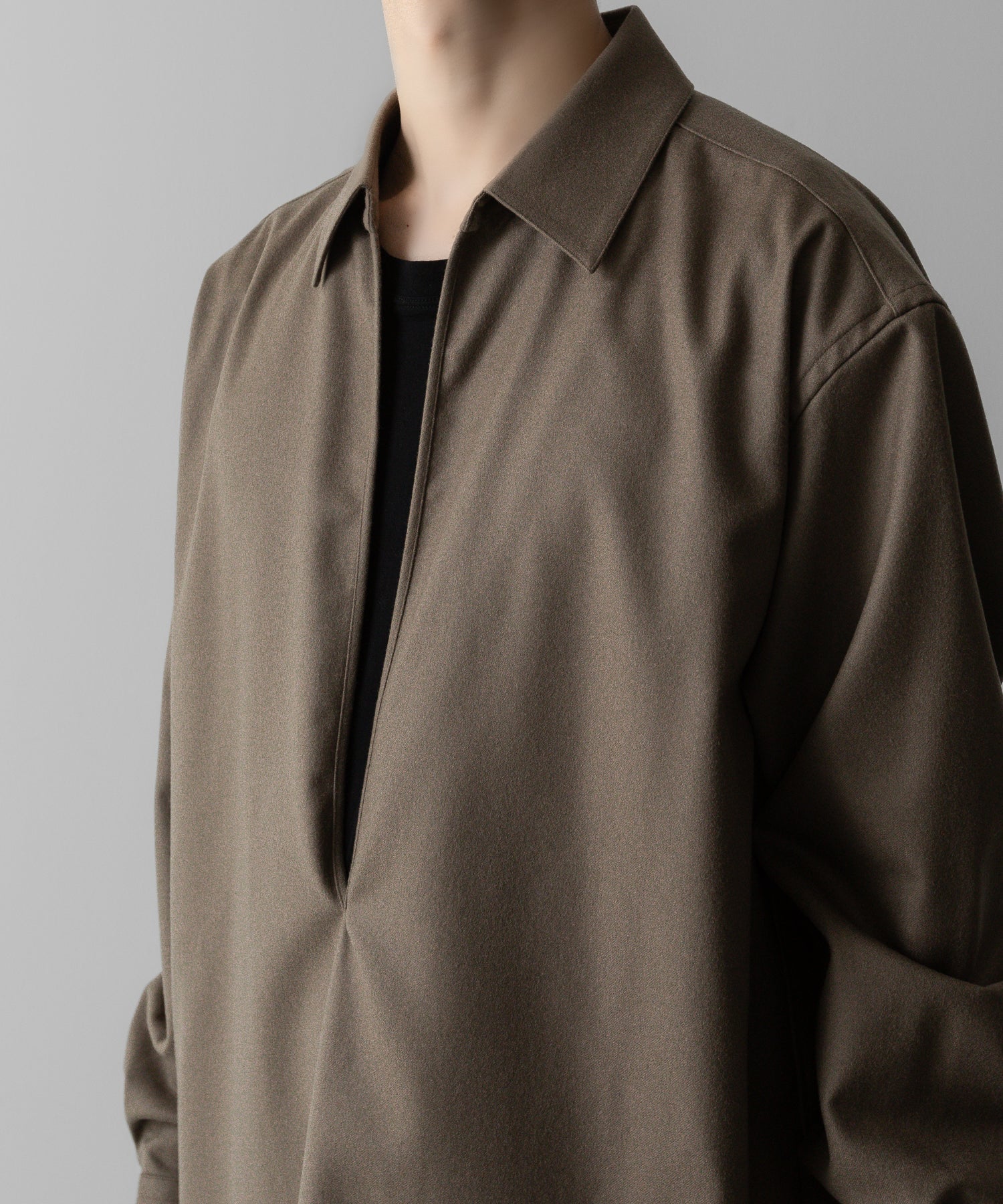 ssstein(シュタイン)の24AWコレクション OVERSIZED SKIPPER SHIRT (WOOL) - DARK BEIGE 公式通販サイトsession福岡セレクトショップ