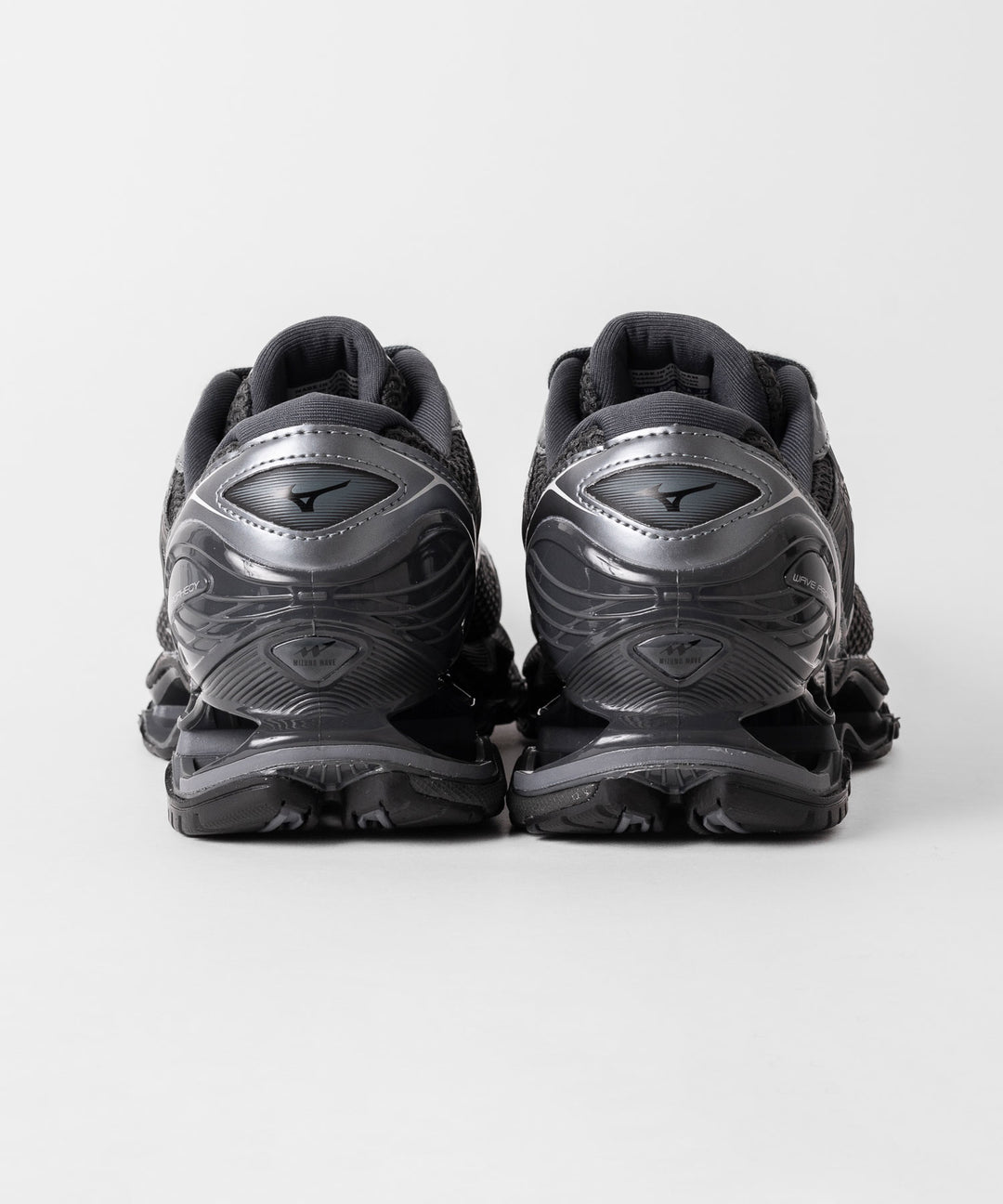 【MIZUNO】ミズノのWAVE PROPHECY LS - BLACK×BLACK×METALLIC GREY