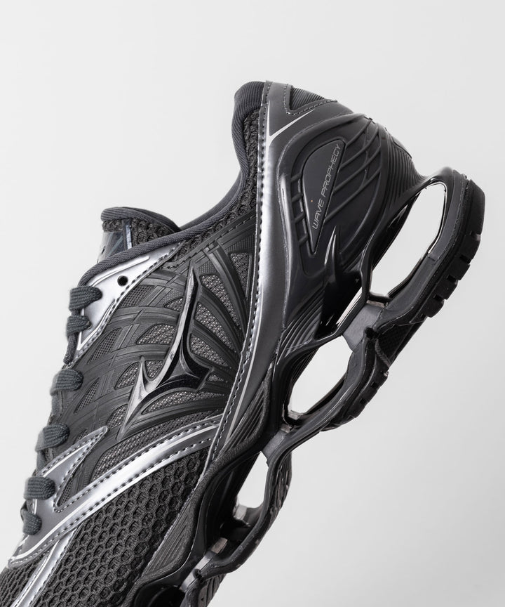 【MIZUNO】ミズノのWAVE PROPHECY LS - BLACK×BLACK×METALLIC GREY
