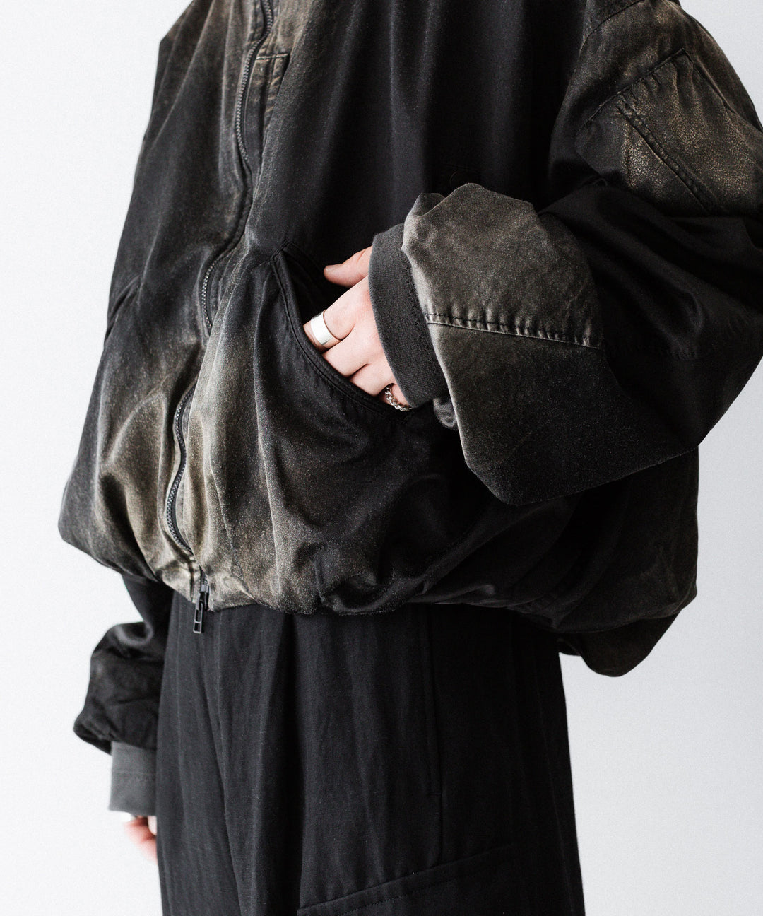 SUBLATIONS-サブレーションズのRUSTY SATIN BALLOON MA-1のBLACK公式通販サイトsession福岡セレクトショップ