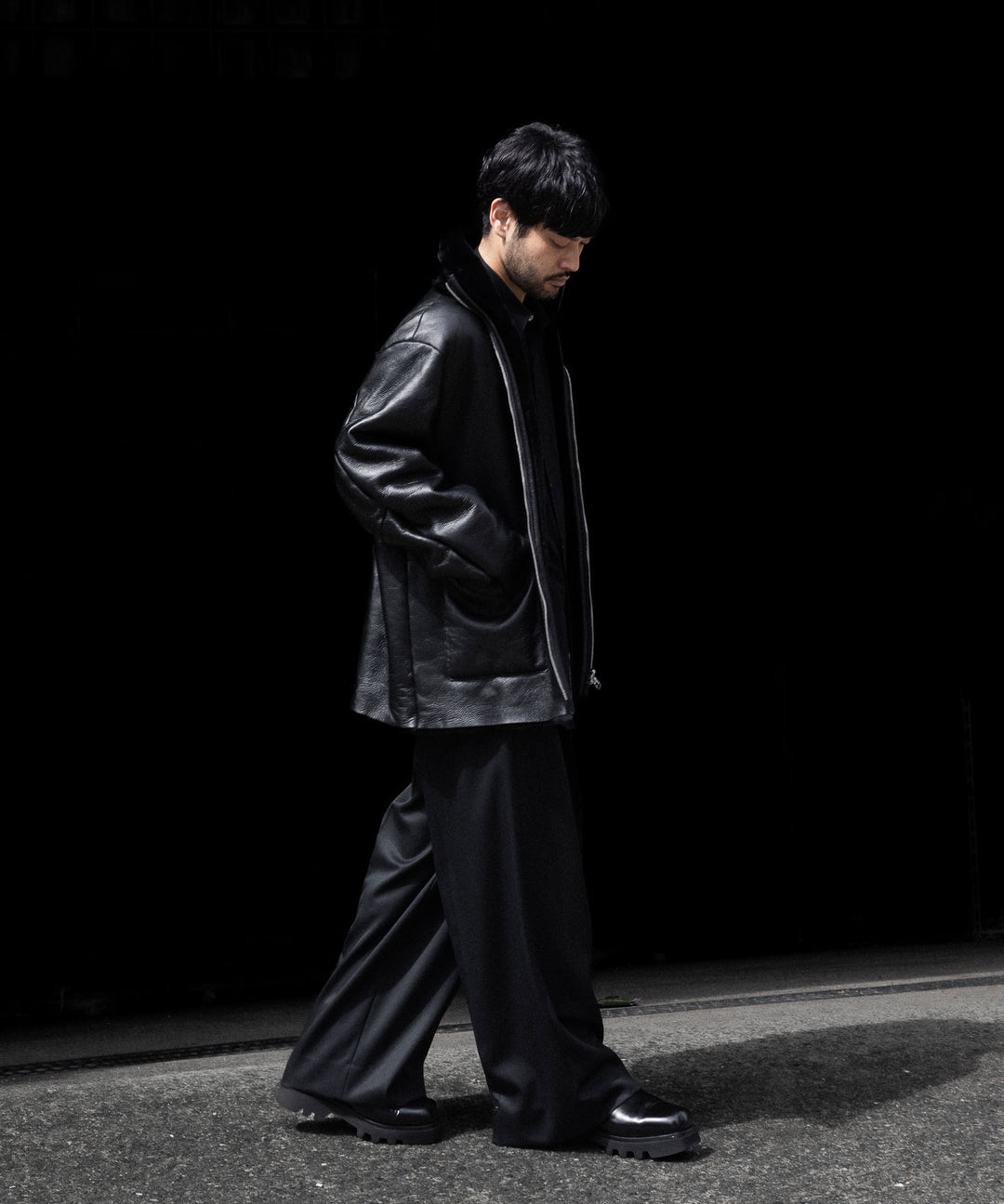 【ssstein】EXTRA WIDE TROUSERS (2/90 WOOL GABARDINE) - BLACK