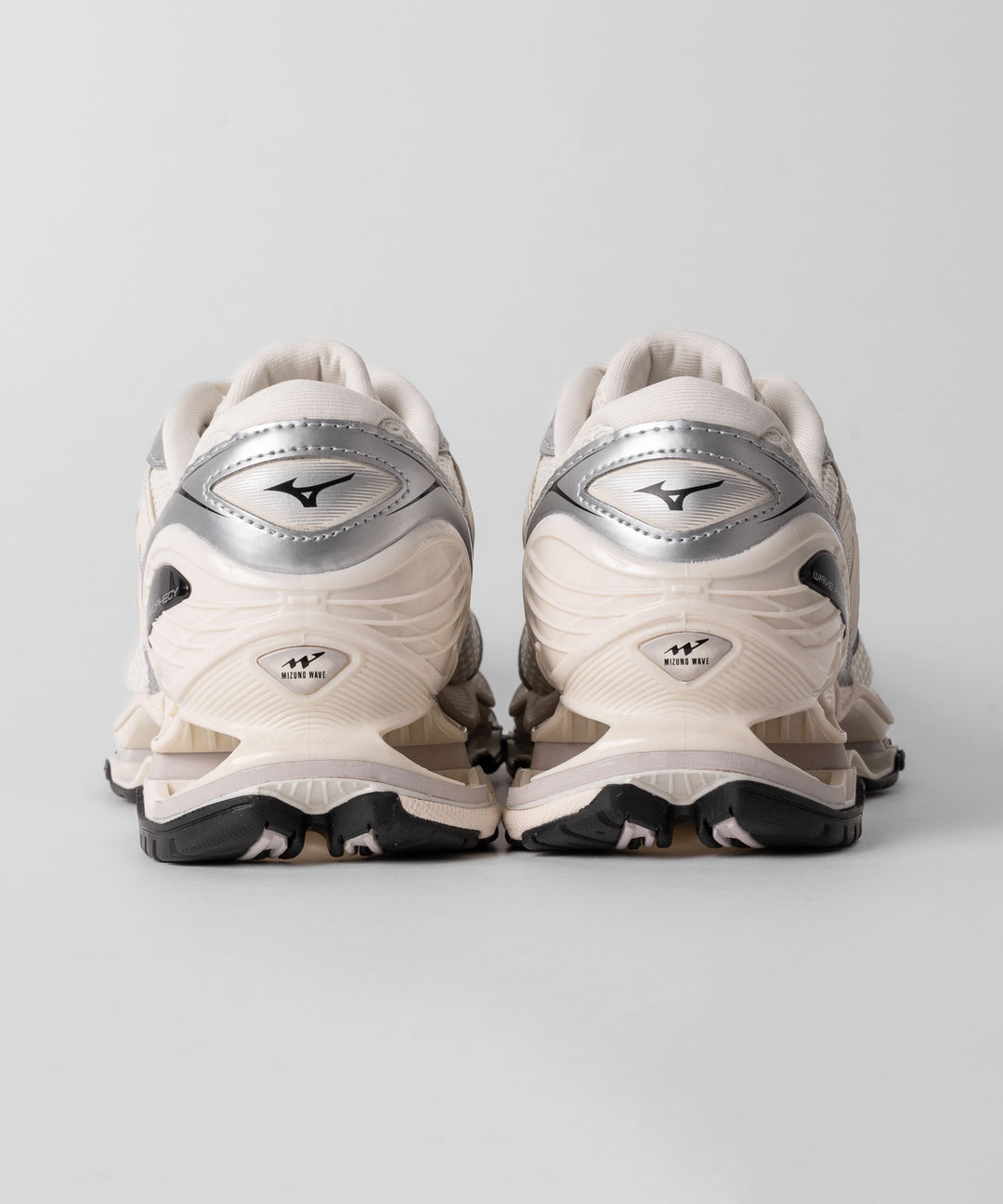 【MIZUNO】WAVE PROPHECY LS - OFF WHITE×BLACK×SILVER