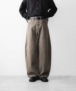 画像をギャラリービューアに読み込む, ssstein(シュタイン)の DEFORMATION WIDE COLOR DENIM PANTS - KHAKIの公式通販サイトsession福岡セレクトショップ
