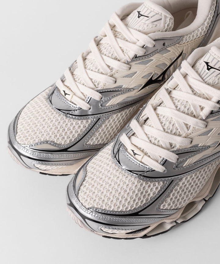 【MIZUNO】WAVE PROPHECY LS - OFF WHITE×BLACK×SILVER