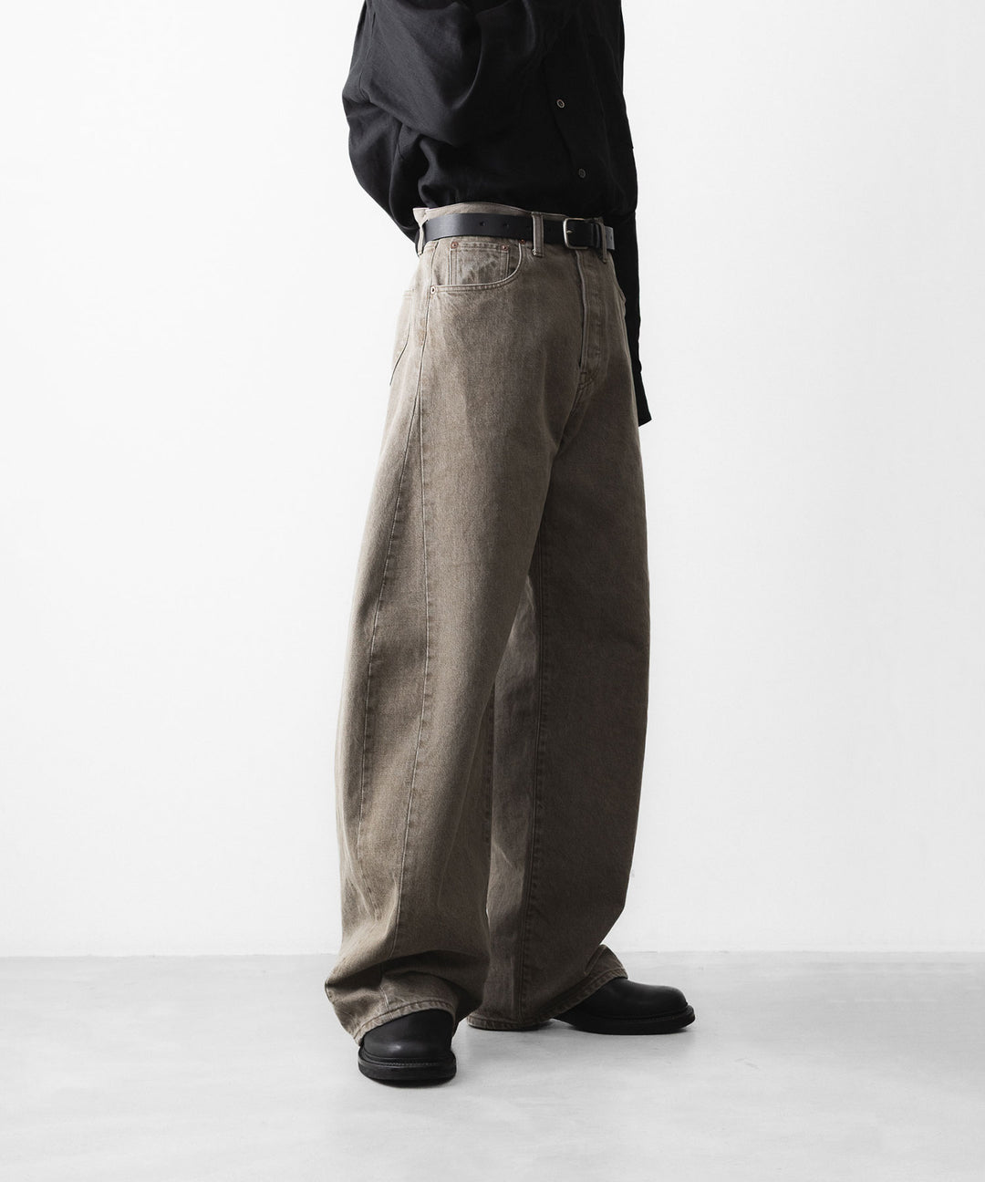 ssstein(シュタイン)の DEFORMATION WIDE COLOR DENIM PANTS - KHAKIの公式通販サイトsession福岡セレクトショップ