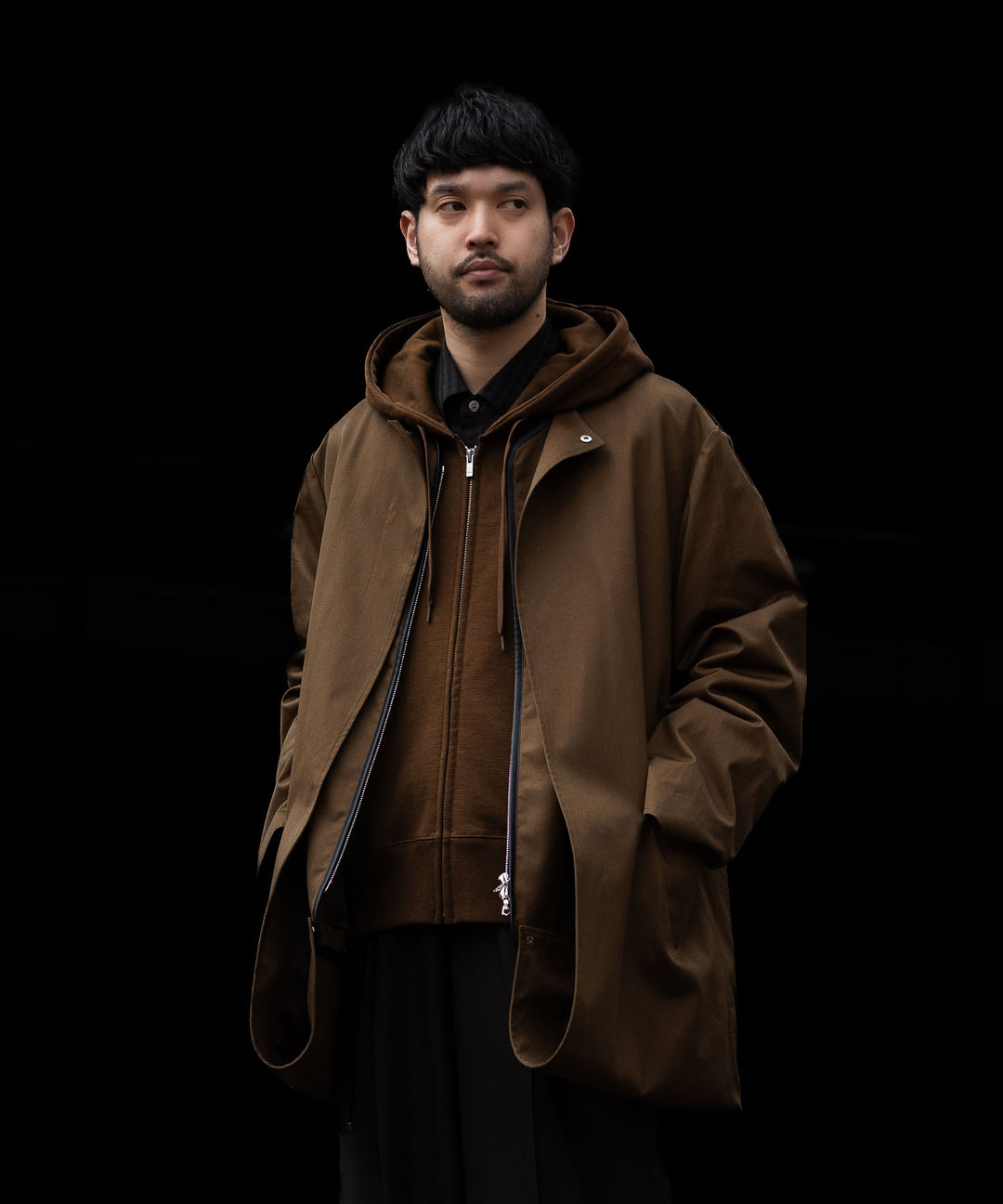 stein(シュタイン)の24SSコレクションCOTTON TWILL LAYERED JACKETの CAMEL