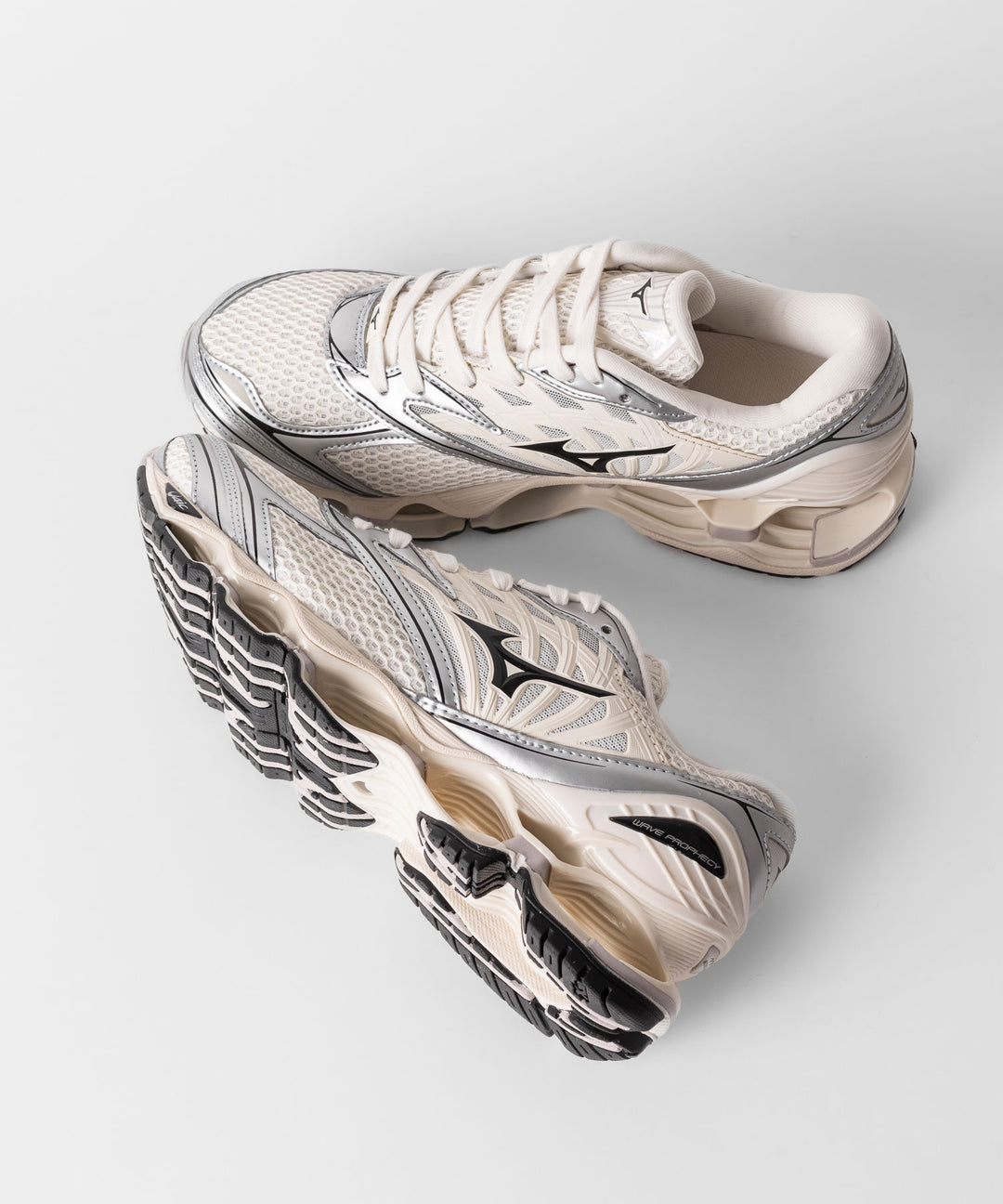 【MIZUNO】WAVE PROPHECY LS - OFF WHITE×BLACK×SILVER