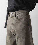 画像をギャラリービューアに読み込む, ssstein(シュタイン)の DEFORMATION WIDE COLOR DENIM PANTS - KHAKIの公式通販サイトsession福岡セレクトショップ
