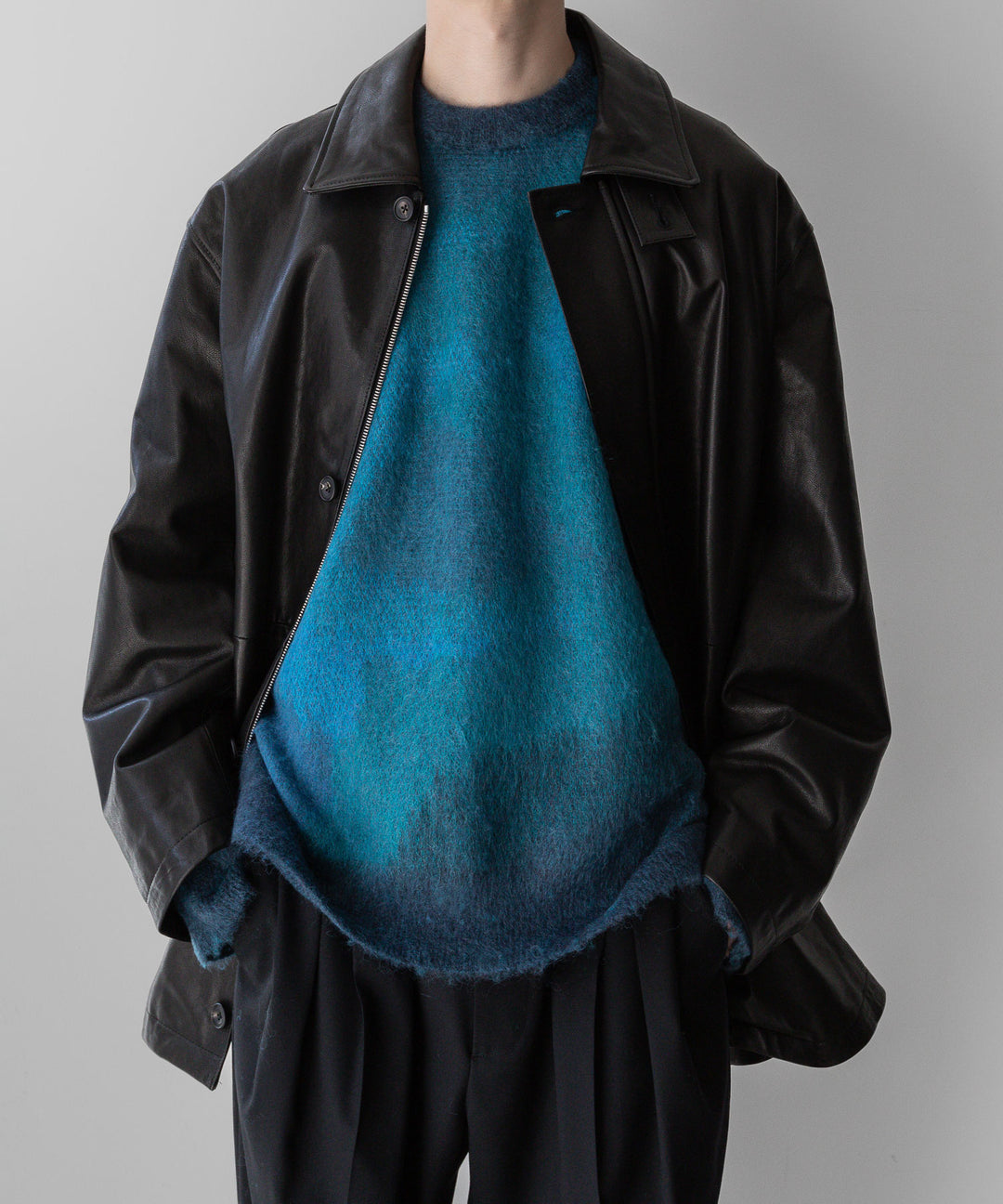 stein(シュタイン)の23AWコレクションOVERSIZED GRADATION MOHAIR LS のBLUE GREEN