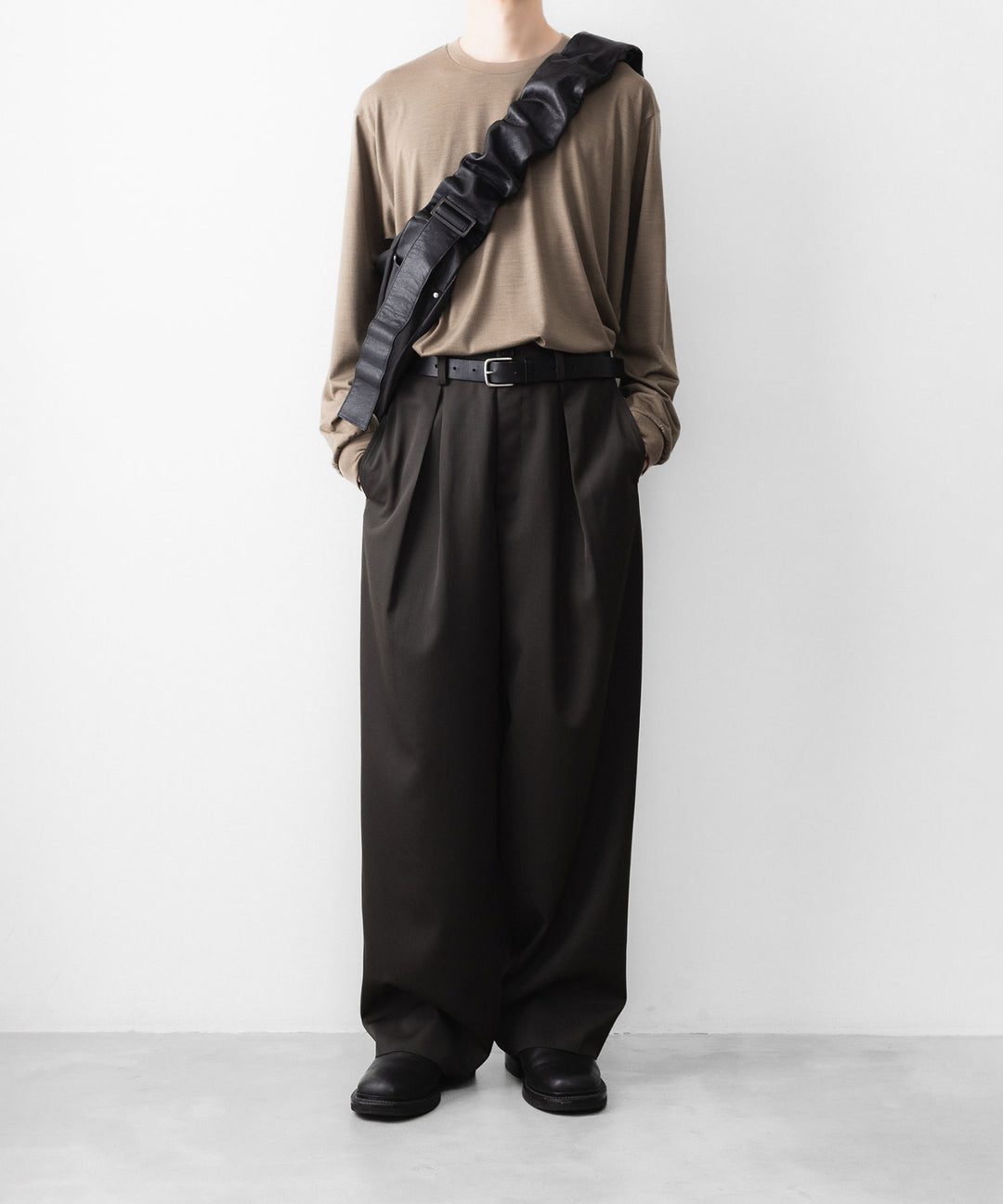 ssstein(シュタイン)のEASY WIDE TROUSERS - GREY KHAKIの公式通販サイトsession福岡セレクトショップ