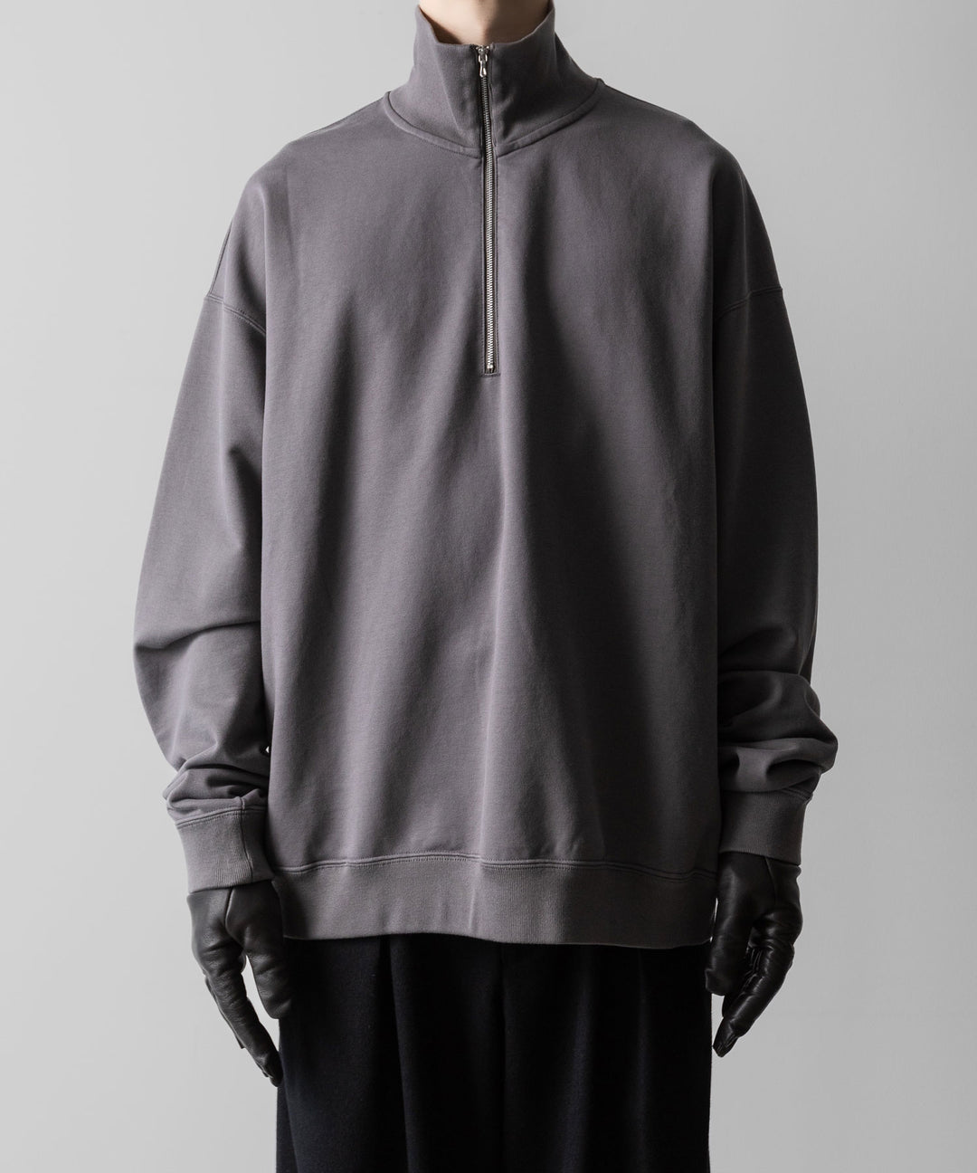KANEMASA PHIL. カネマサフィルの36G SUPER FINE GAUGE HALF ZIP PULLOVER - CHARCOALの公式通販サイトsession福岡セレクトショップ