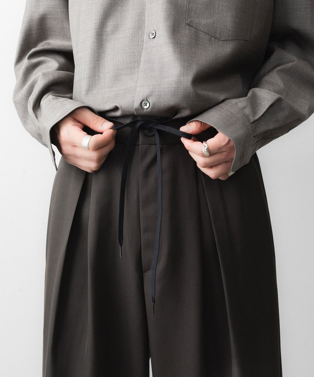 ssstein(シュタイン)のEASY WIDE TROUSERS - GREY KHAKIの公式通販サイトsession福岡セレクトショップ